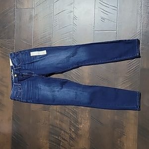 Universal Thread Mid Rise Skinny Sz 2